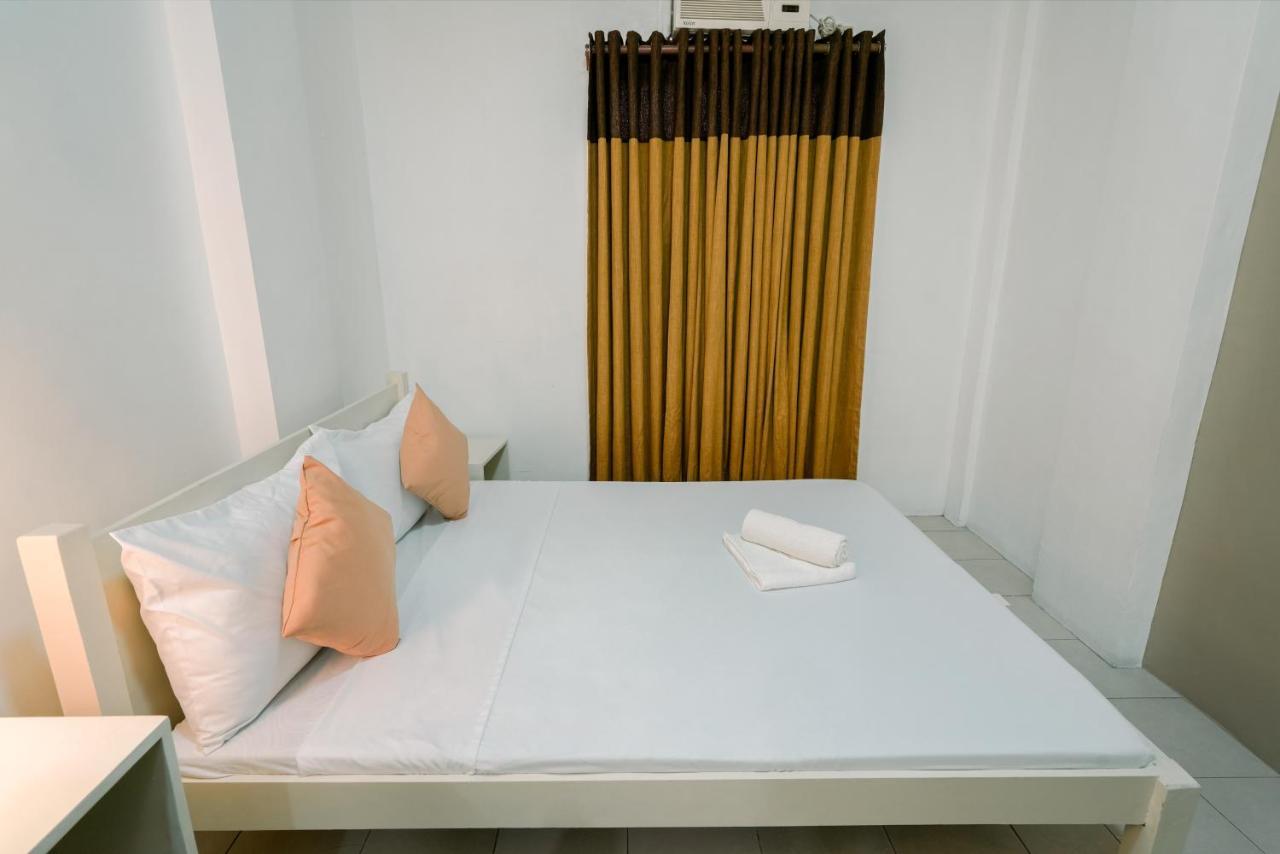 Tarasa Hostel Pasay Bagian luar foto