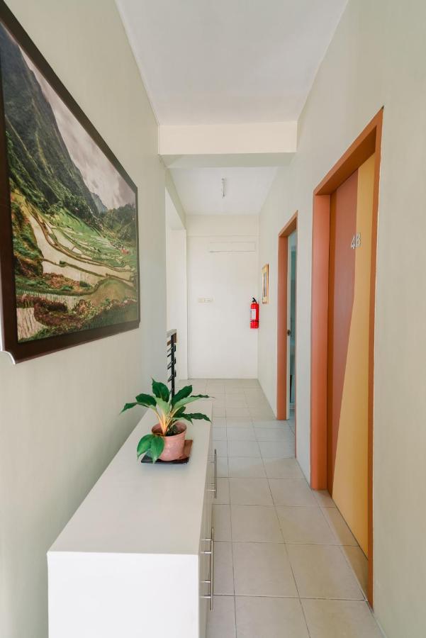 Tarasa Hostel Pasay Bagian luar foto