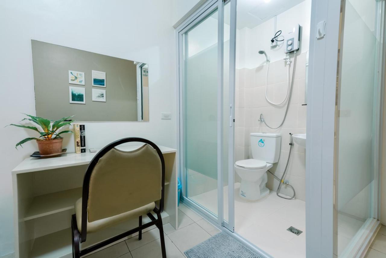 Tarasa Hostel Pasay Bagian luar foto