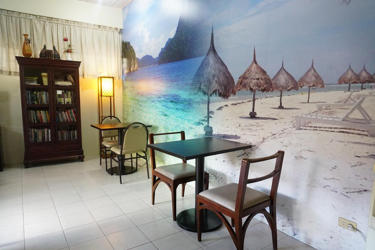 Tarasa Hostel Pasay Bagian luar foto