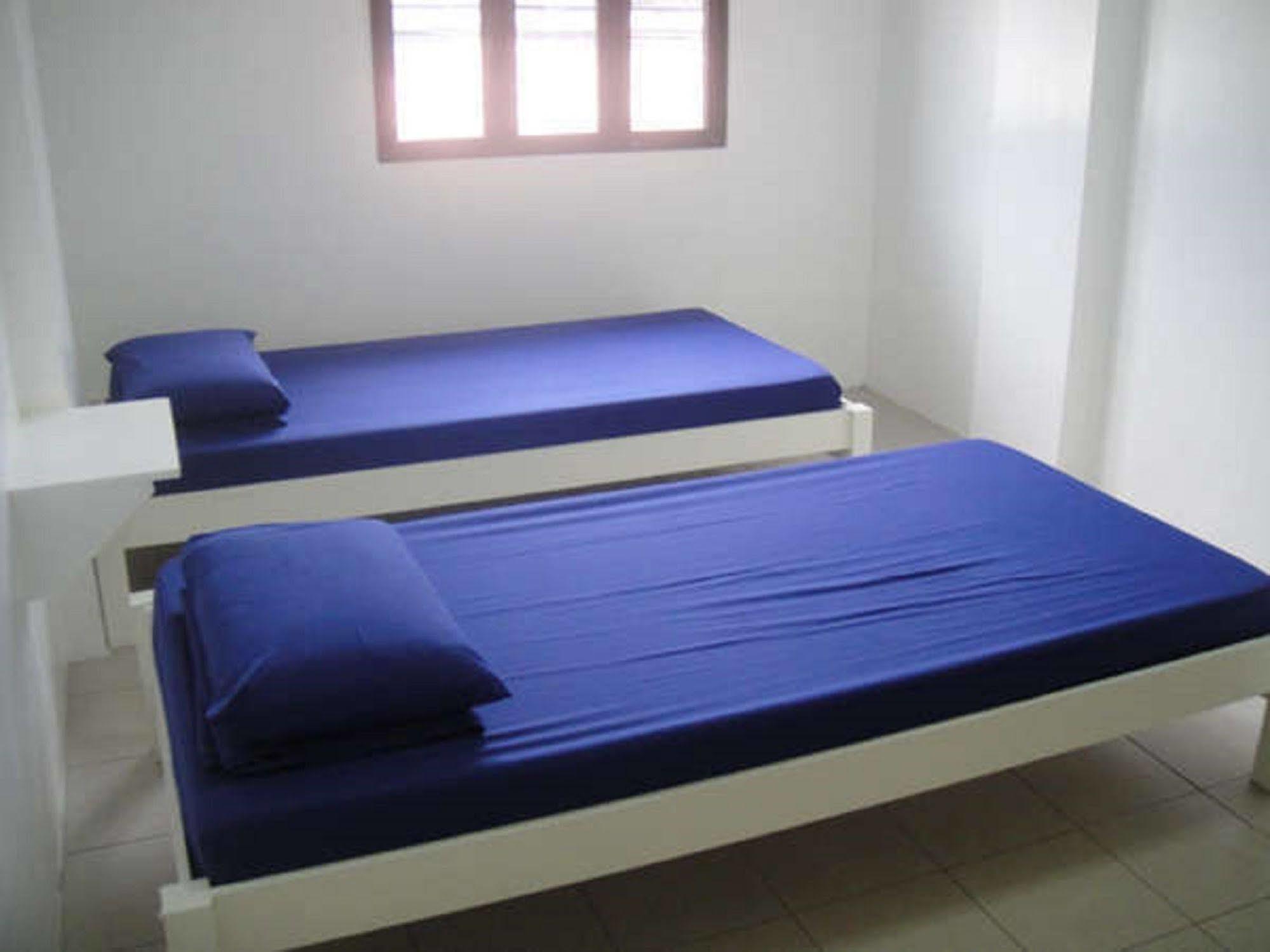 Tarasa Hostel Pasay Bagian luar foto